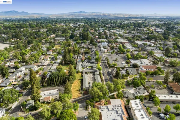 $4,095,000 | 187 Old Bernal Avenue, Pleasanton, CA 94566