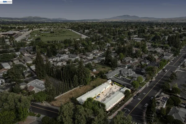 $4,095,000 | 187 Old Bernal Avenue, Pleasanton, CA 94566