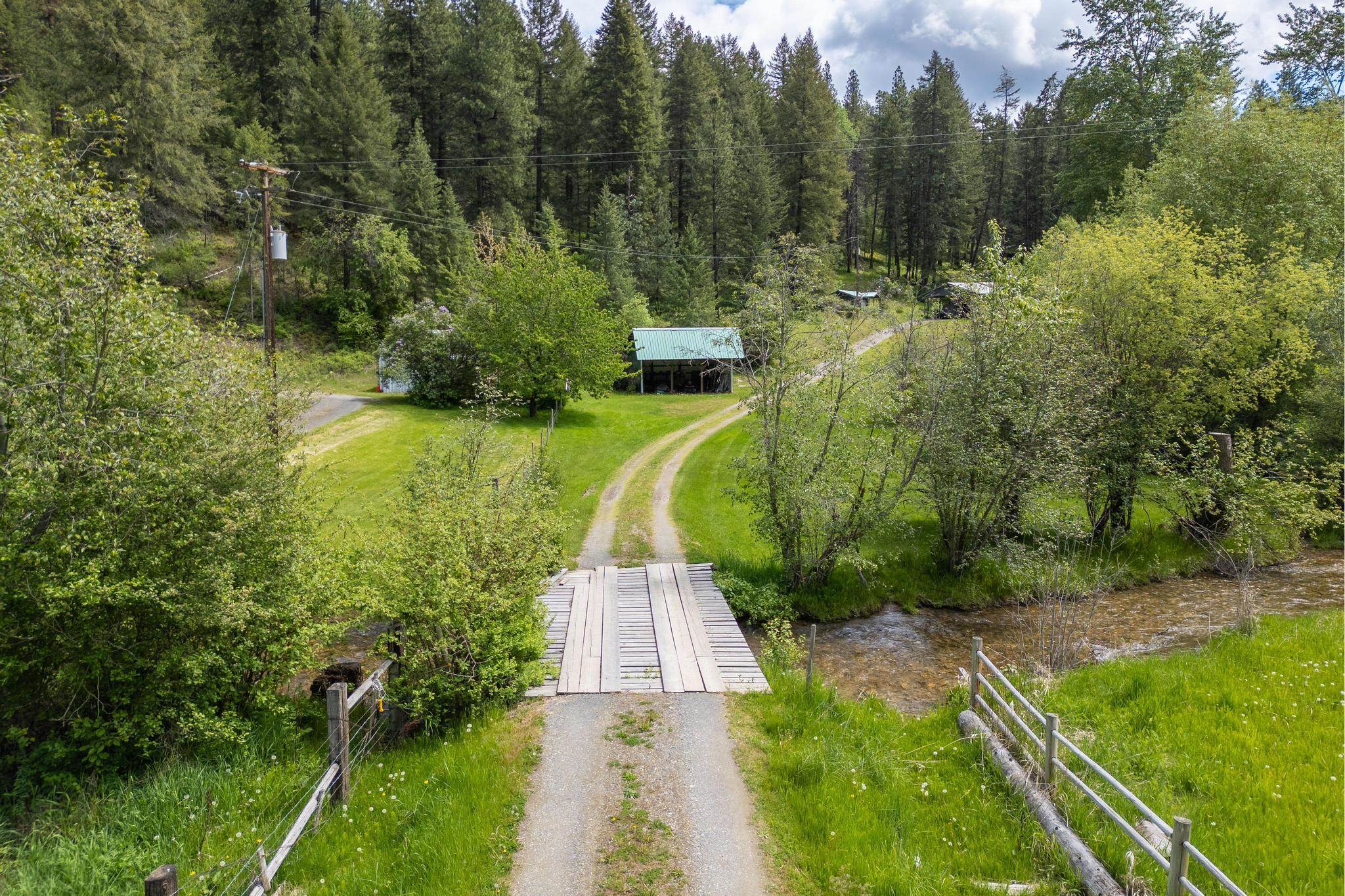 940 Aladdin Road Colville, WA 99114 - Photo 1 of 34