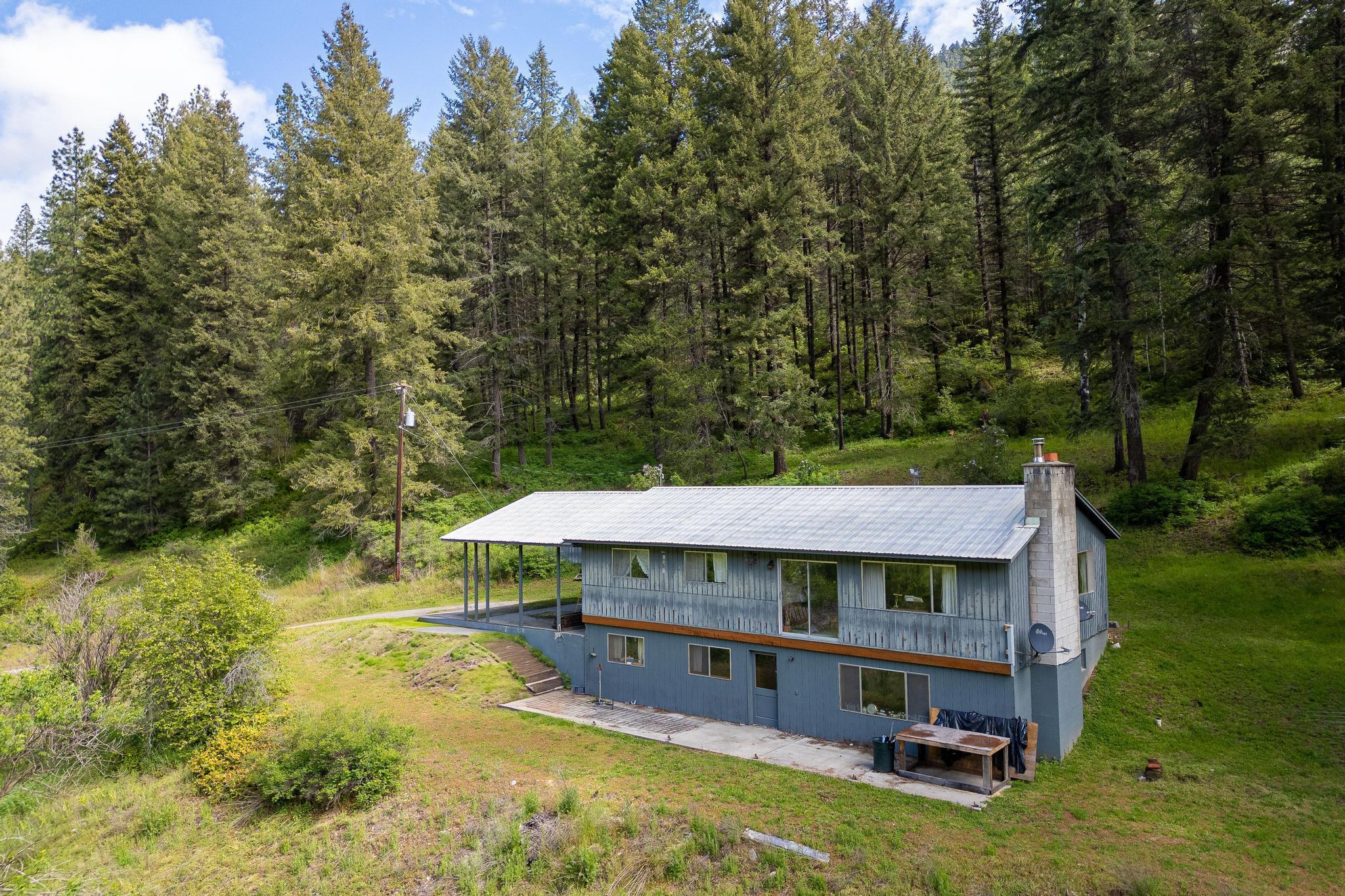 940 Aladdin Road Colville, WA 99114 - Photo 8 of 34