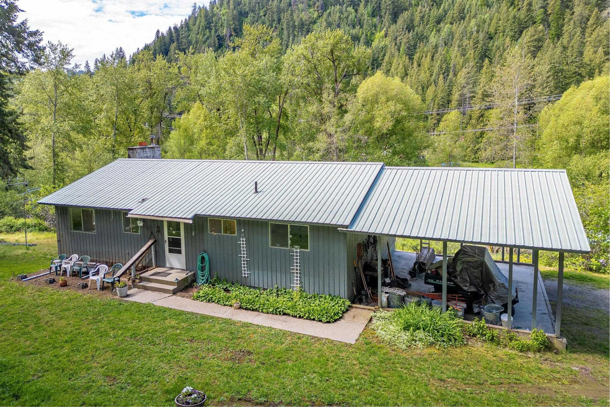 940 Aladdin Road Colville, WA 99114 - Photo 9 of 34
