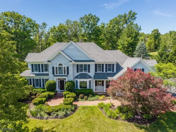$1,199,000 | 26 Chalfonte Drive, Lebanon, NJ 08833