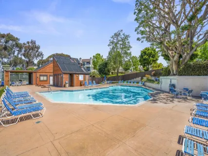 $700,000 | 3825 Caminito Litoral, Unit 212, San Diego, CA 92107