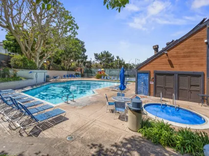 $700,000 | 3825 Caminito Litoral, Unit 212, San Diego, CA 92107