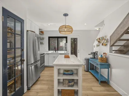 $700,000 | 3825 Caminito Litoral, Unit 212, San Diego, CA 92107