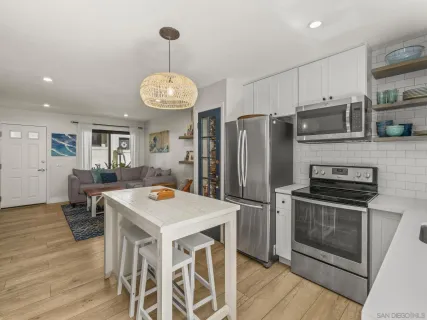 $700,000 | 3825 Caminito Litoral, Unit 212, San Diego, CA 92107