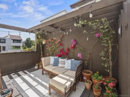 $700,000 | 3825 Caminito Litoral, Unit 212, San Diego, CA 92107