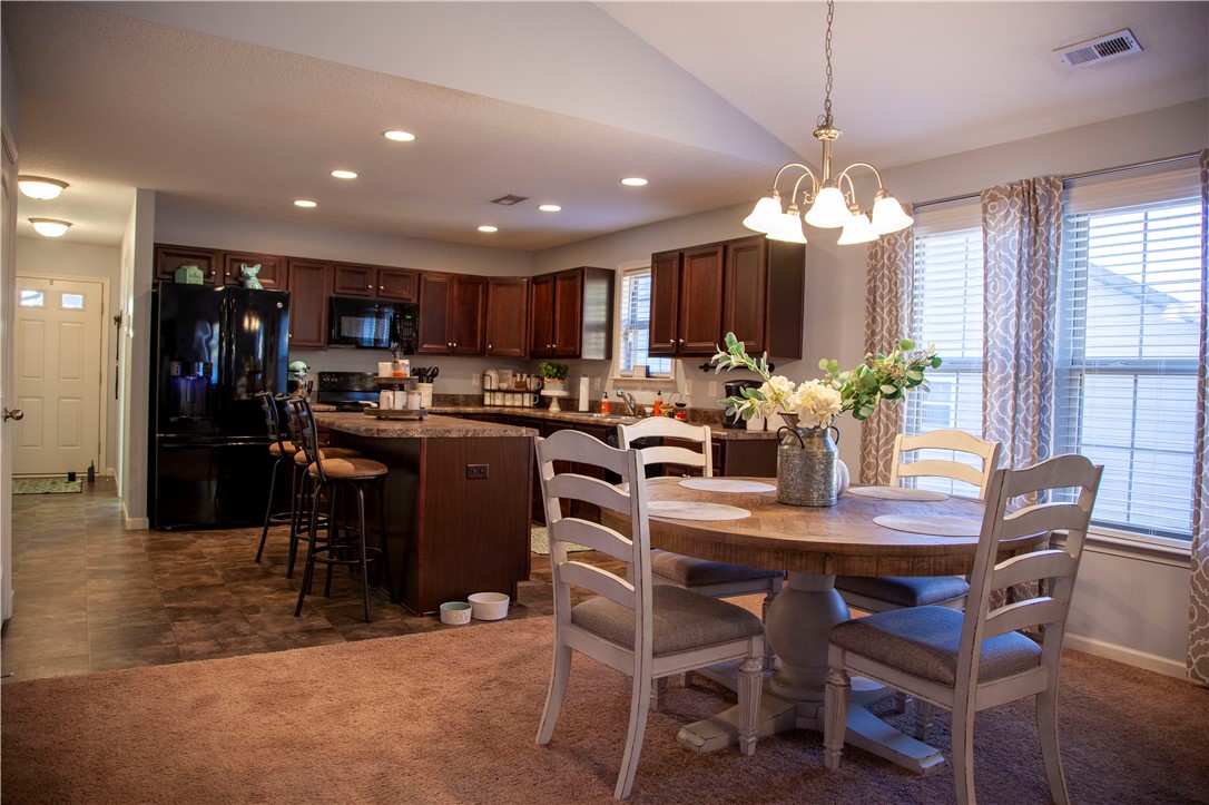 1010 St Charles Way Anderson, SC 29621 - Photo 8 of 22 Gallery Image 8