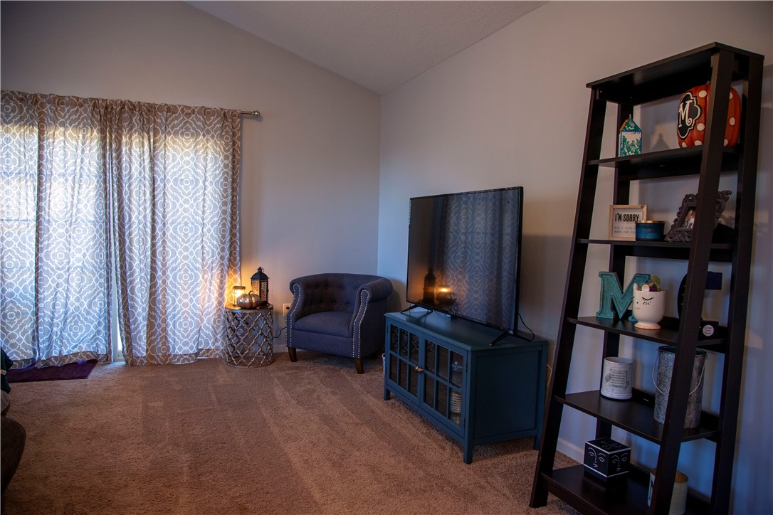 1010 St Charles Way Anderson, SC 29621 - Photo 10 of 22 Gallery Image 10
