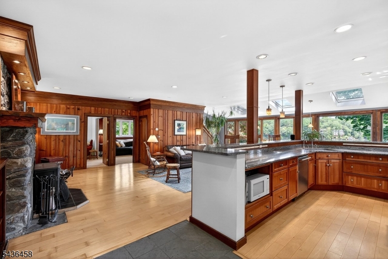 134 Cedar Lake Road West Denville, NJ 07834 - Photo 17 of 49