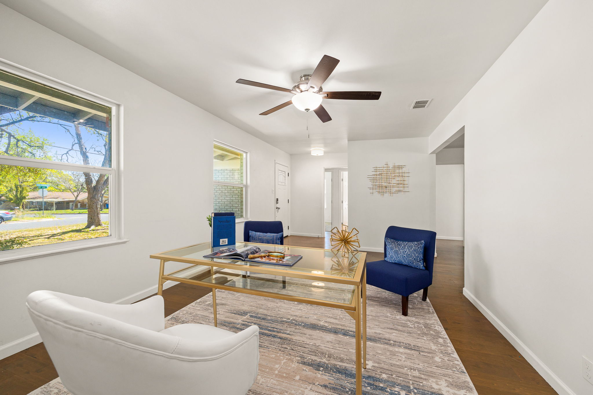 11800 Oak Haven Road Austin, TX 78753 - Photo 6 of 37 a living room with furniture and a window