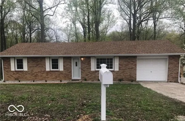 $180,000 | 5708 West Hensler Road, Hanover, IN 47243