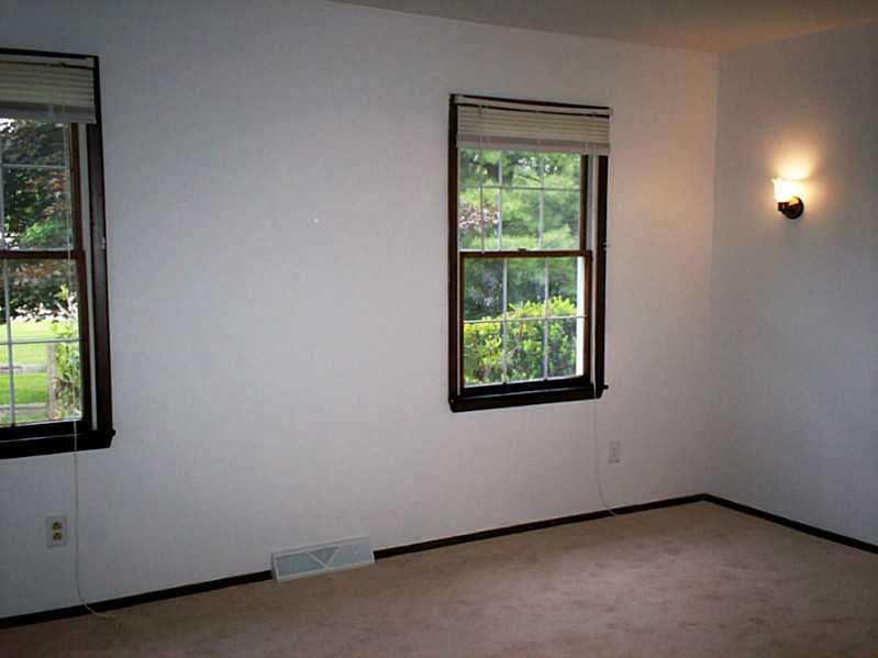 3662 Frew Mill Road New Castle, PA 16101 - Photo 5 of 17 Master Bedroom.