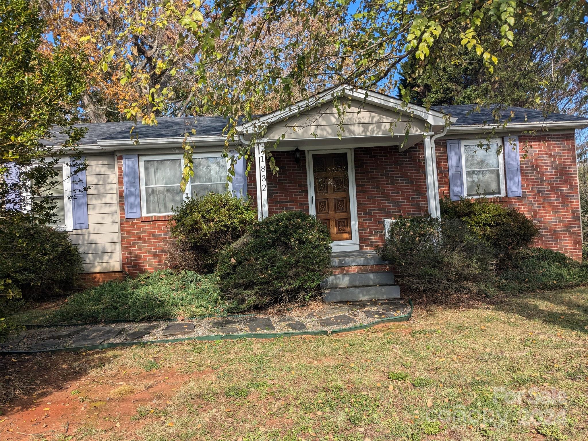 1832 Noah Path Conover, NC 28613 - Photo 1 of 38 Gallery Image 1
