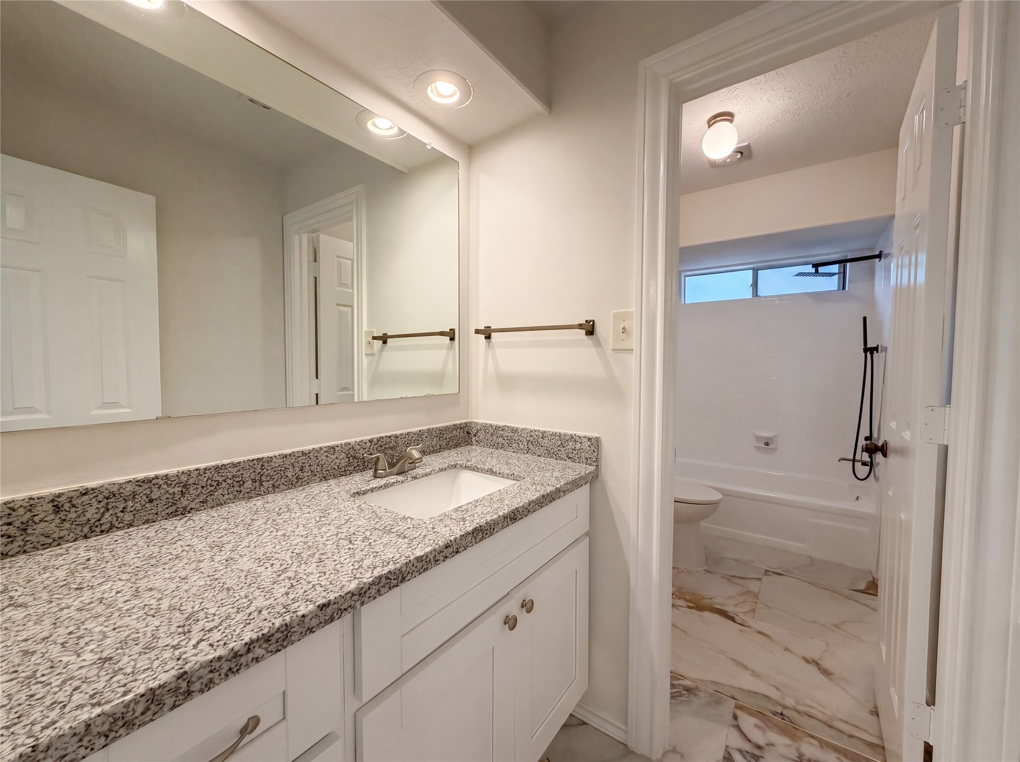 6902 Fawncliff Drive Houston, TX 77069 - Photo 20 of 26