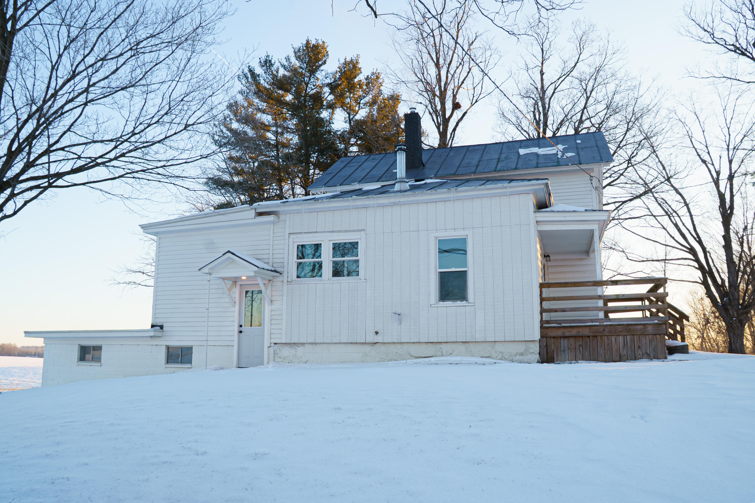 6005 North Messer Road Freeport, MI 49325 - Photo 29 of 31 freeport house-54