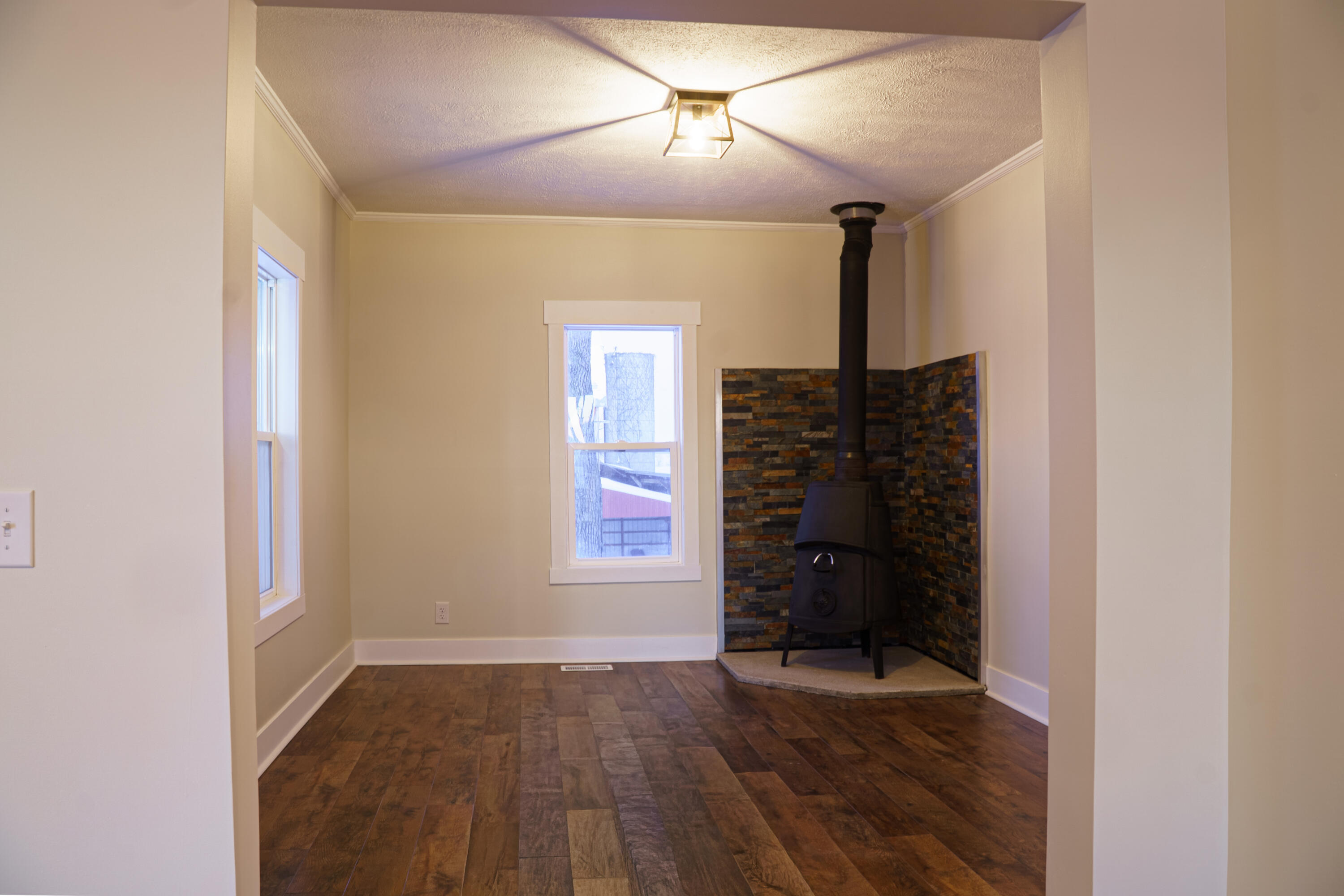 6005 North Messer Road Freeport, MI 49325 - Photo 5 of 31 freeport house-07