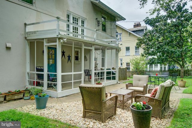 $1,525,000 | 400 North View Terrace, Alexandria, VA 22301