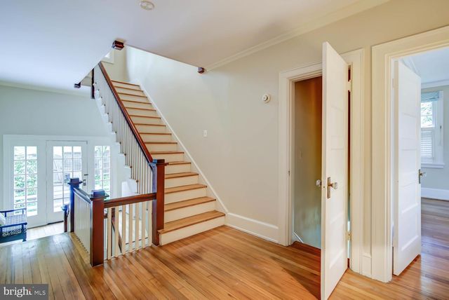 $1,525,000 | 400 North View Terrace, Alexandria, VA 22301