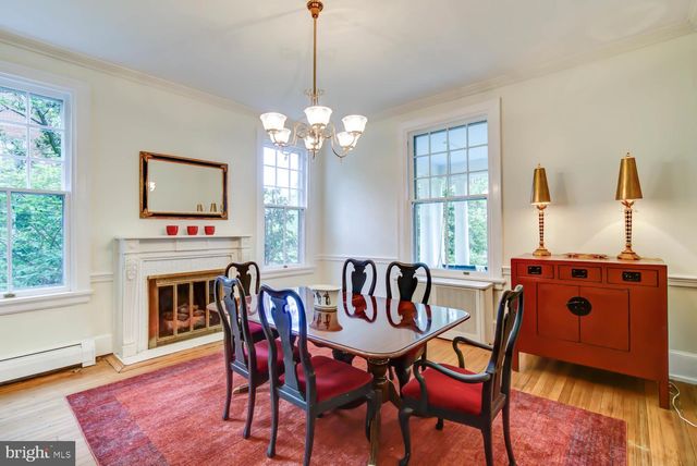 $1,525,000 | 400 North View Terrace, Alexandria, VA 22301