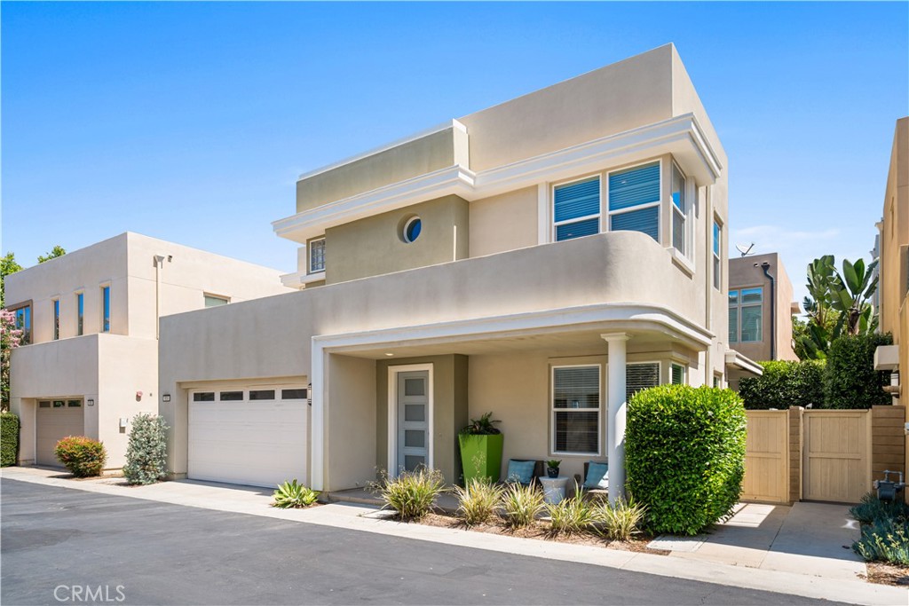 814 Beacon Irvine, CA 92618 - Photo 2 of 67