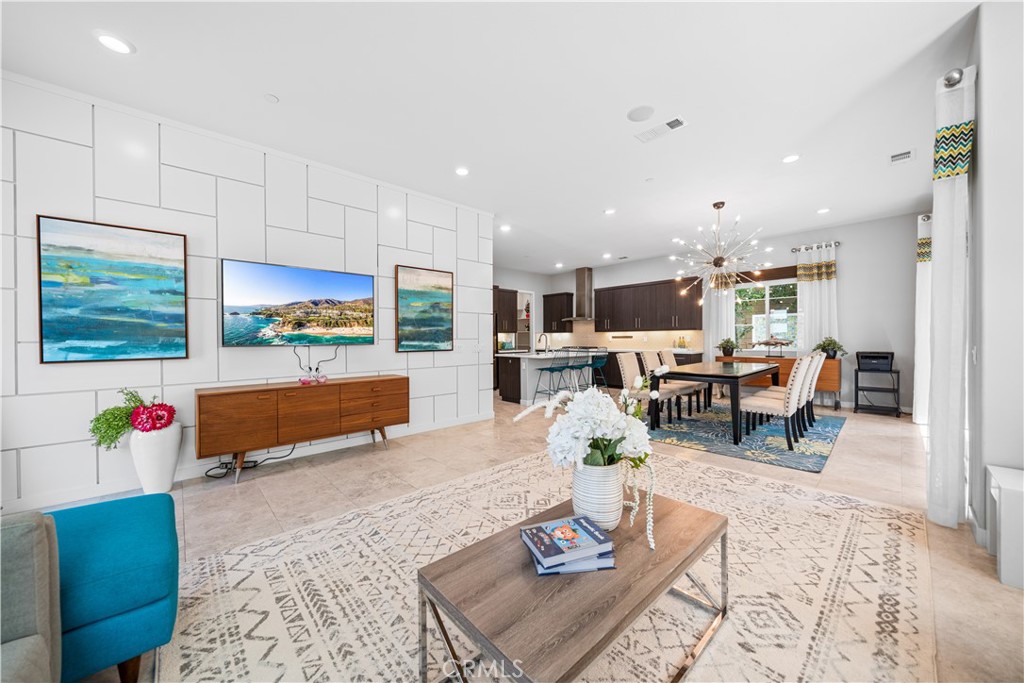 814 Beacon Irvine, CA 92618 - Photo 3 of 67