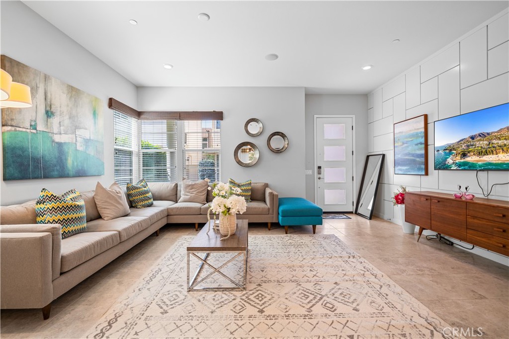 814 Beacon Irvine, CA 92618 - Photo 5 of 67