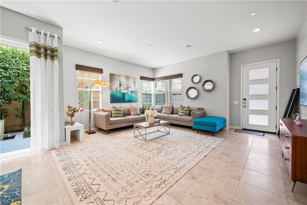 814 Beacon Irvine, CA 92618 - Photo 6 of 67