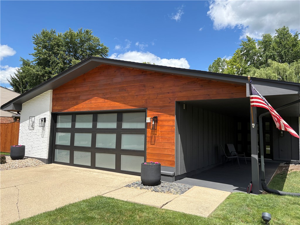 8910 Springrun Lane Dayton, OH 45458 - Photo 2 of 9