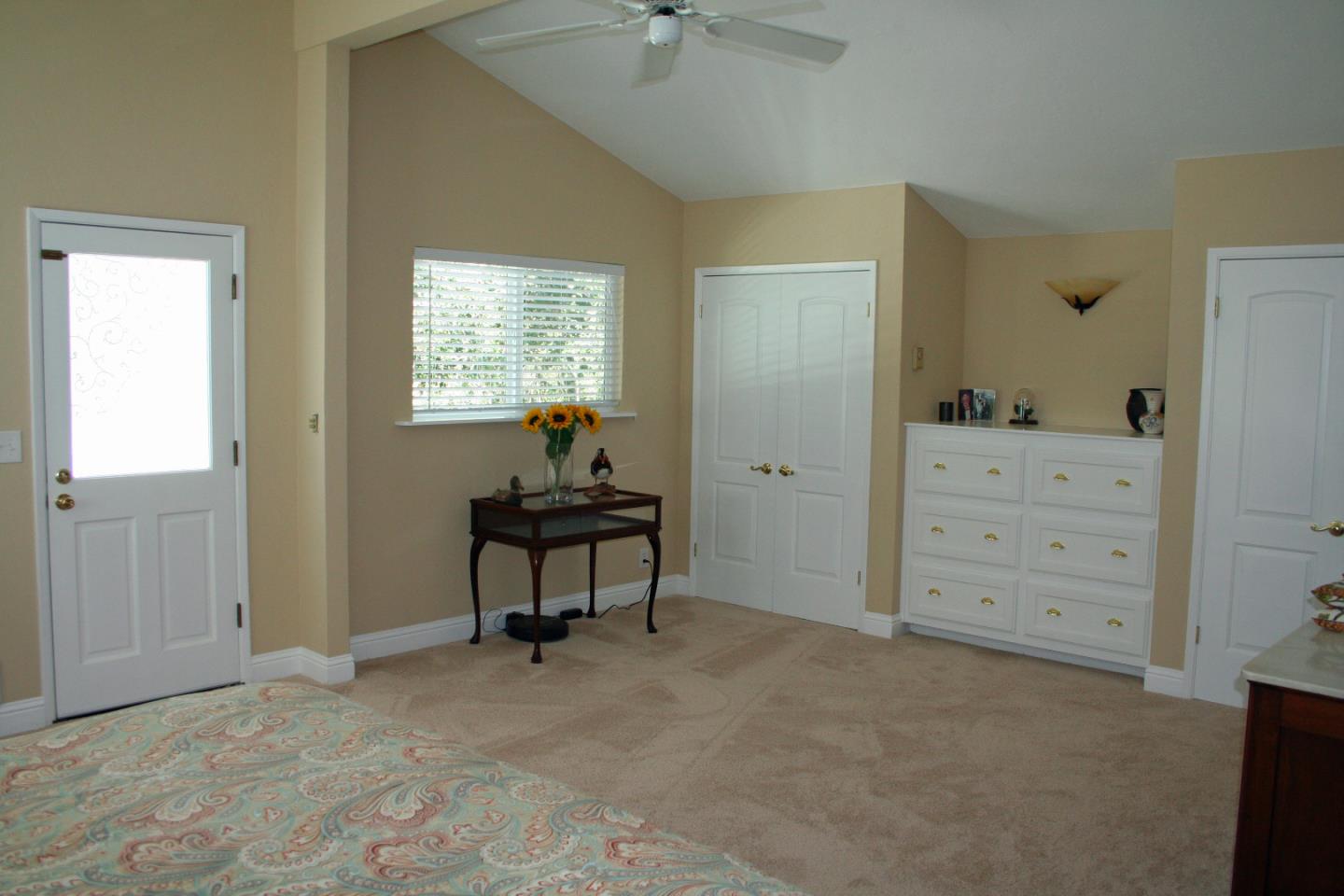 7191 Tustin Road Salinas, CA 93907 - Photo 9 of 26 Gallery Image 9