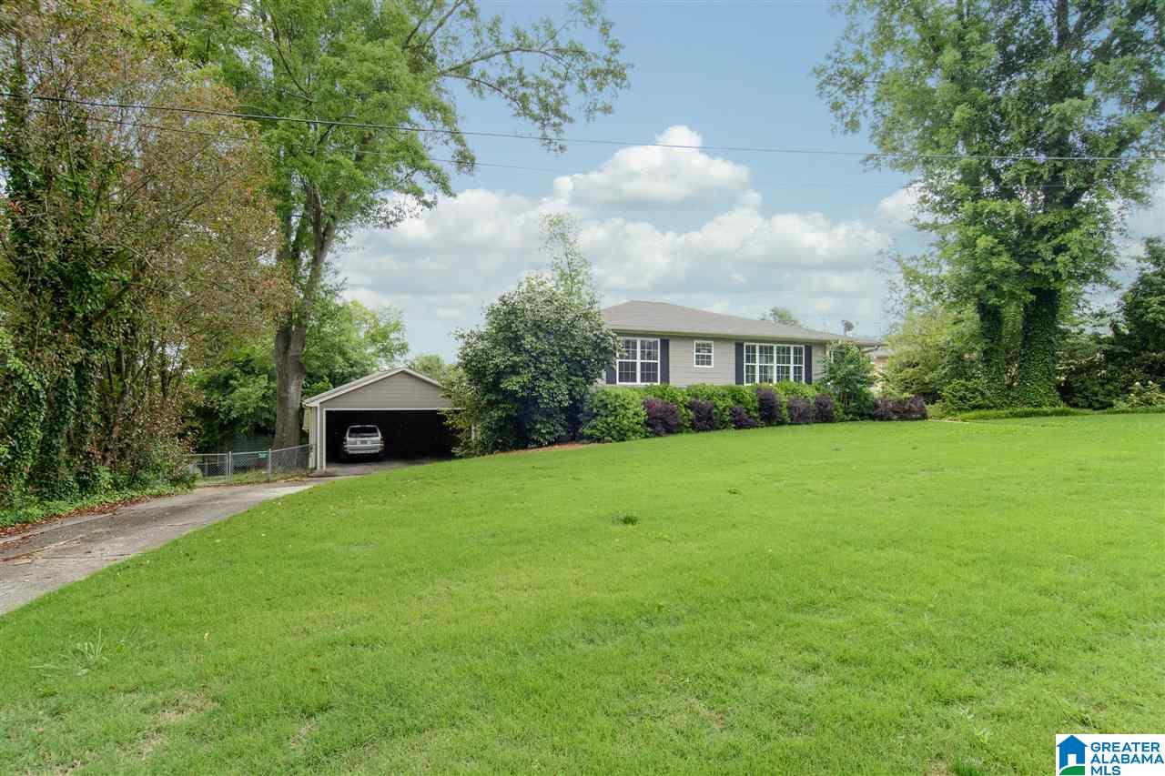 4301 Dolly Ridge Lane Birmingham, AL 35243 - Photo 2 of 33