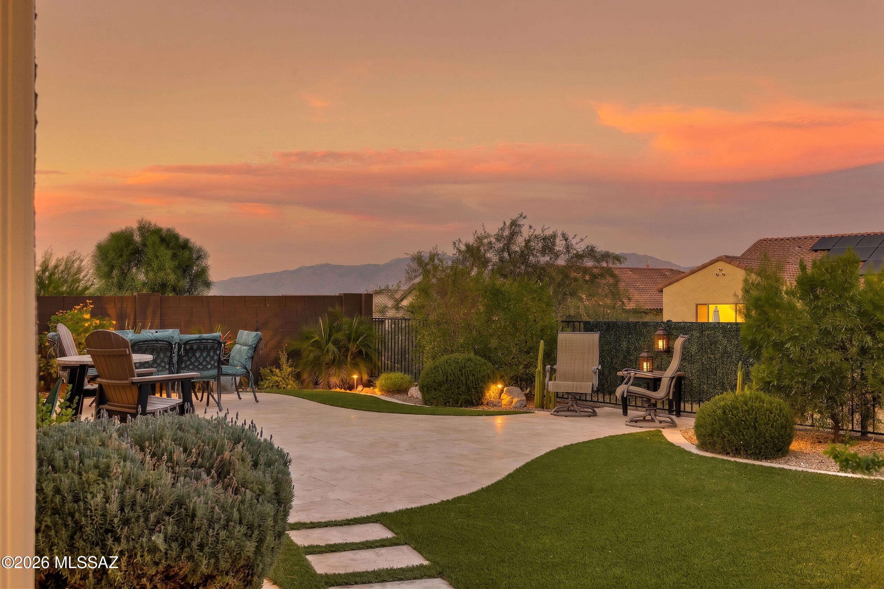 8428 North Lone Ranger Road Tucson, AZ 85743 - Photo 34 of 40