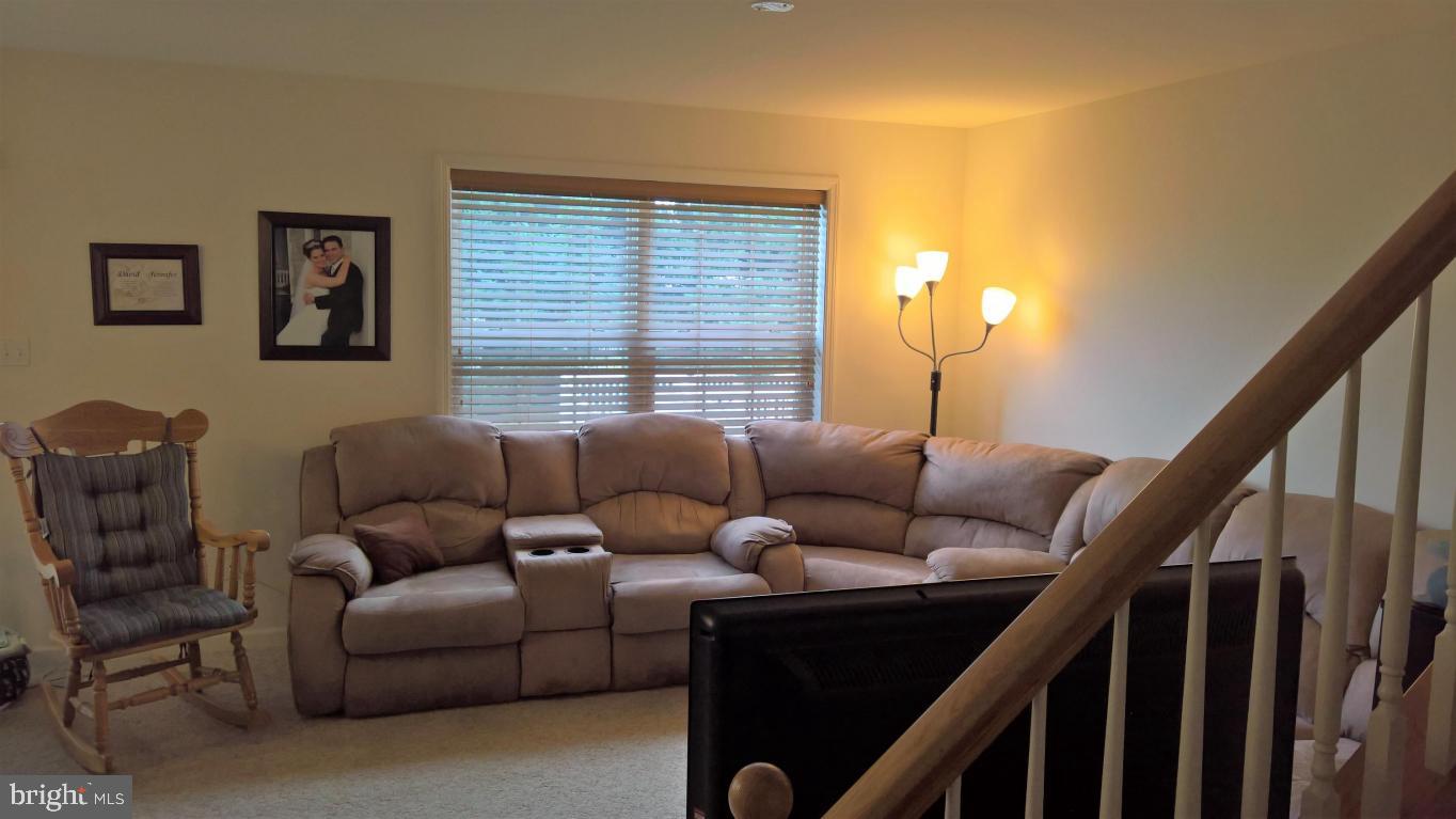 612 Fox Ridge Lane Lebanon, PA 17042 - Photo 5 of 37 Gallery Image 5