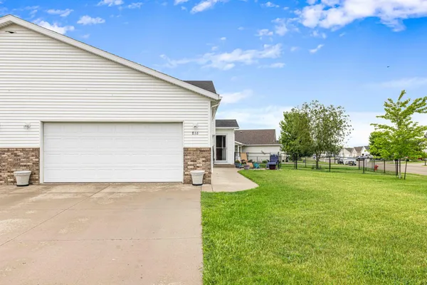 $253,000 | 816 Woodbridge Circle, Dilworth, MN 56529