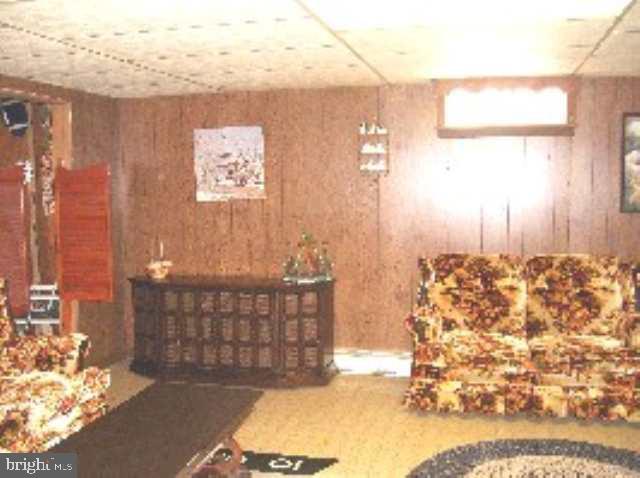 224 Oak Road New Bloomfield, PA 17068 - Photo 10 of 12 Gallery Image 10