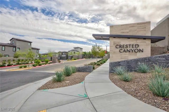 $2,800 | 11683 Desert Hollow Avenue, Las Vegas, NV 89138