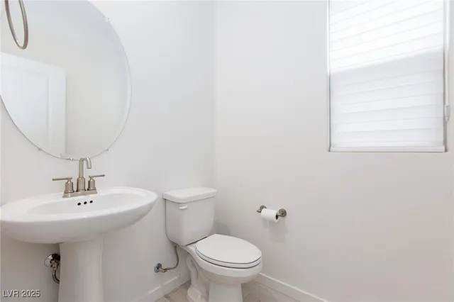 $2,800 | 11683 Desert Hollow Avenue, Las Vegas, NV 89138