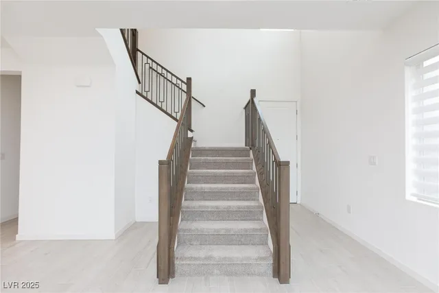 $2,800 | 11683 Desert Hollow Avenue, Las Vegas, NV 89138