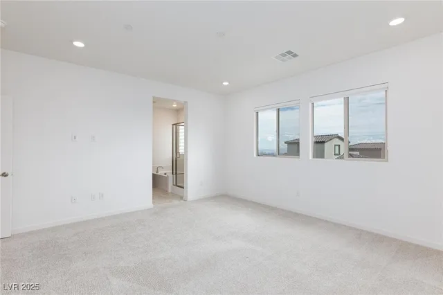 $2,800 | 11683 Desert Hollow Avenue, Las Vegas, NV 89138