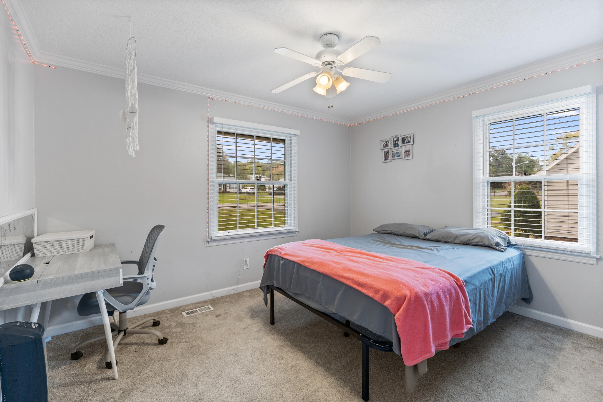 2000 Georgetown Road Northwest Cleveland, TN 37311 - Photo 15 of 36 a bedroom with a bed and a desk