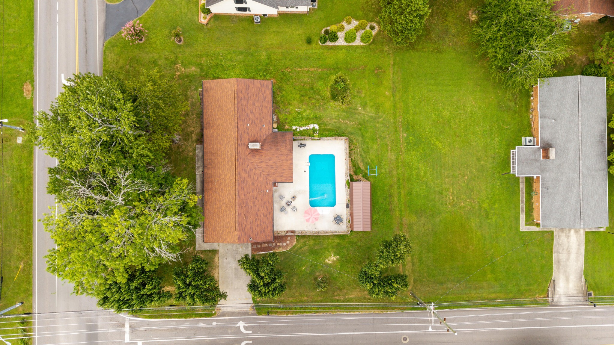 2000 Georgetown Road Northwest Cleveland, TN 37311 - Photo 2 of 36 an aerial view of a house having yard