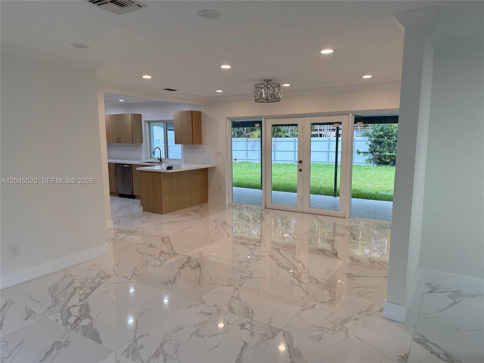 8090 West 18th Lane Road Hialeah, FL 33014 - Photo 2 of 8