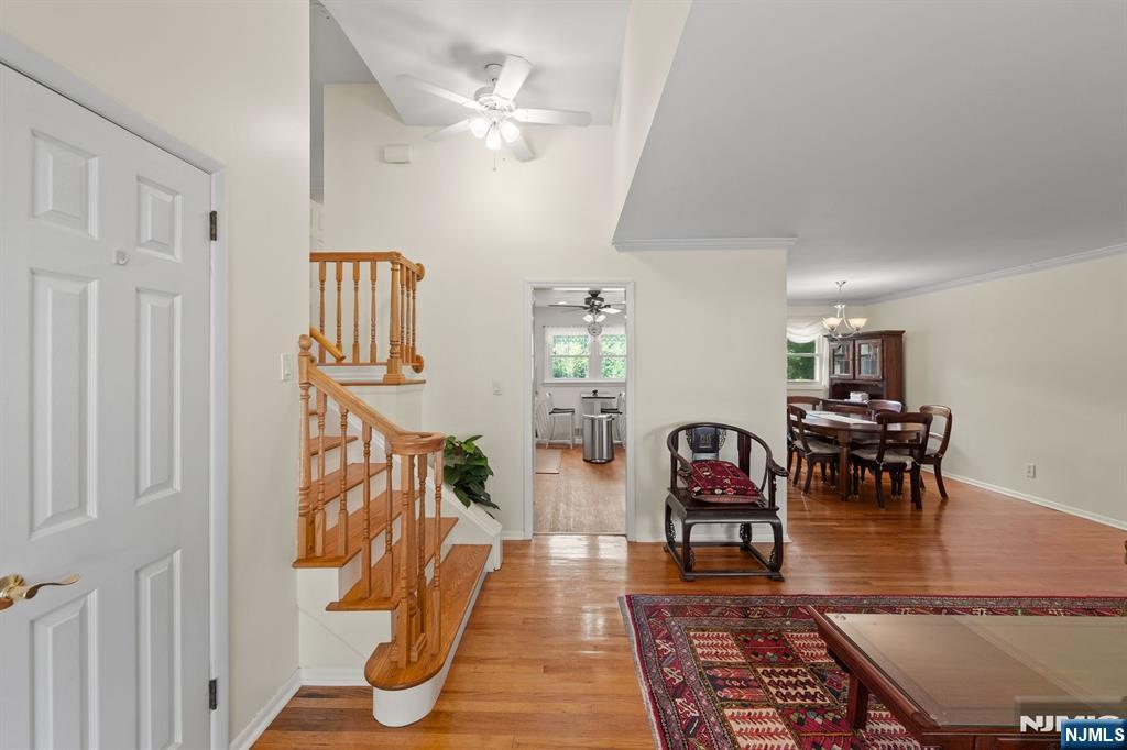 299 Charnwood Road New Providence, NJ 07974 - Photo 5 of 41 Gallery Image 5