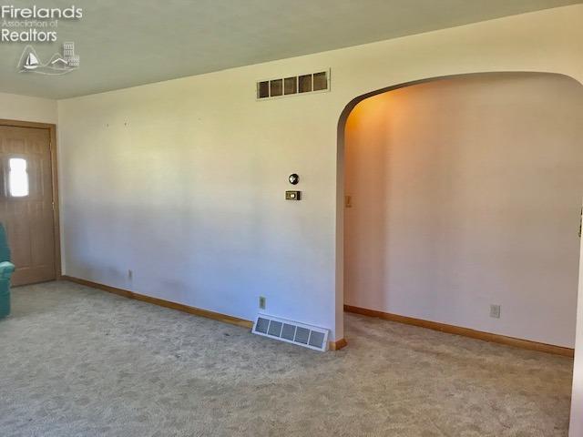 34 Lincoln Road Tiffin, OH 44883 - Photo 7 of 24 Gallery Image 7
