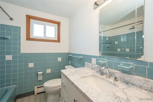 $2,200 | 24 Honduras Lane, Cheektowaga, NY 14225