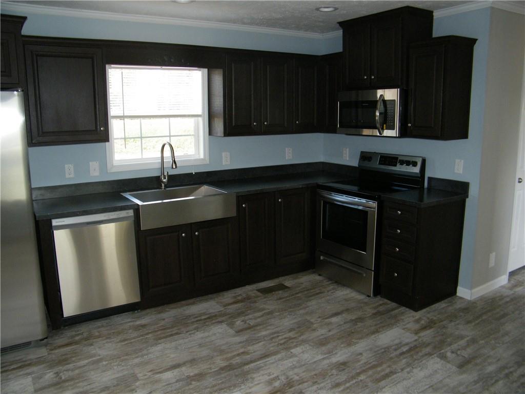 4268 Beach Road Hudson, NC 28638 - Photo 10 of 24