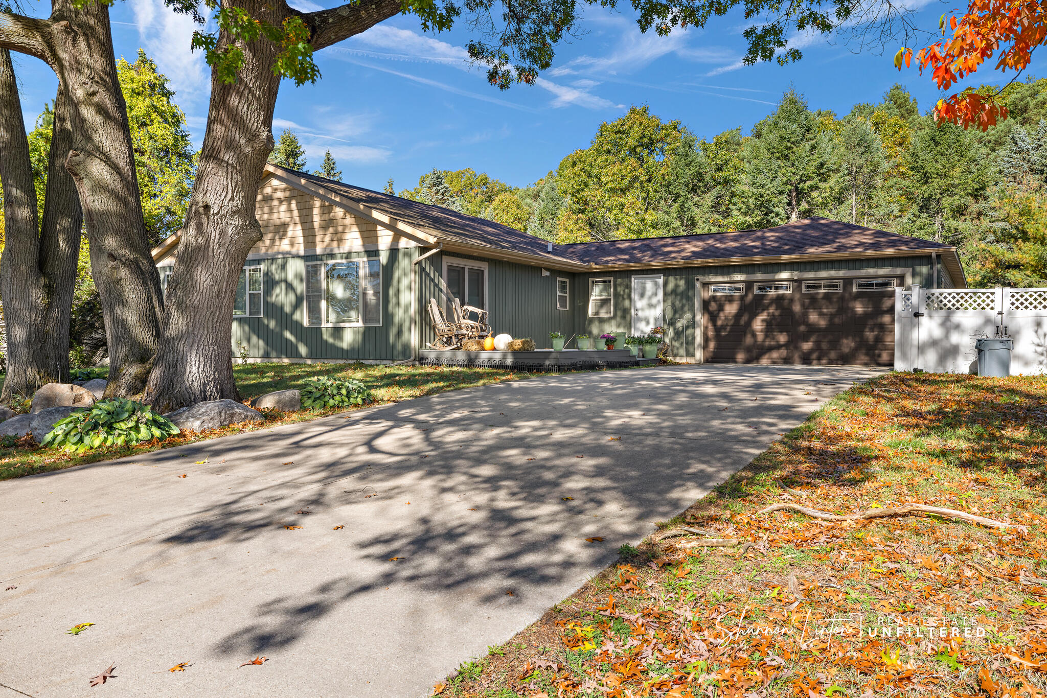 15777 Rannes Street Spring Lake, MI 49456 - Photo 3 of 87 81-print-2R9A8771