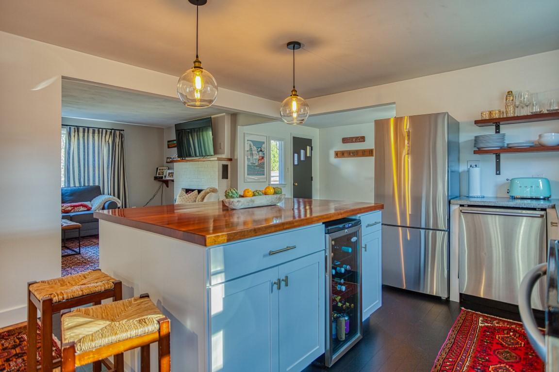 323 Ocean Point Road East Boothbay, ME 04544 - Photo 10 of 36 11