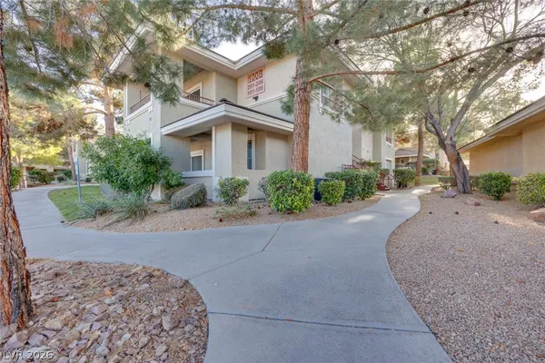 $1,795 | 1008 Domnus Lane, Unit 201, Las Vegas, NV 89144