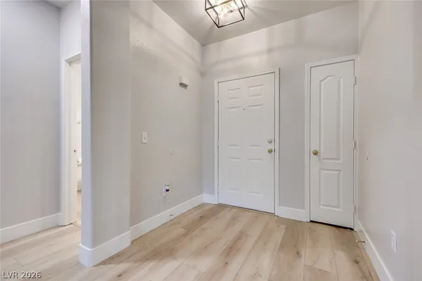 $1,795 | 1008 Domnus Lane, Unit 201, Las Vegas, NV 89144